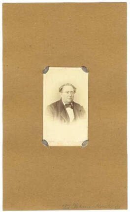 Portrait von Dr. Schnackenberg