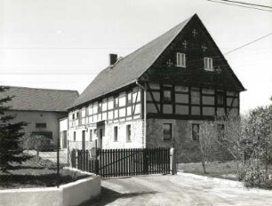 Schönteichen-Brauna, Zum Neuteich 3. Bauernhof (1801/1850). Wohnstallhaus