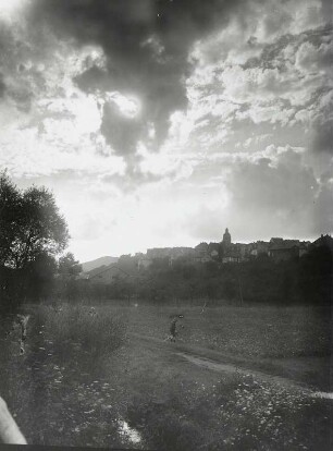 Abendstimmung vor Bad Wildungen : Bad Wildungen. Stadtansicht von Osten