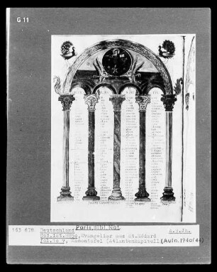 Evangeliar aus Saint-Médard in Soisson — Evangeliar aus Saint-Médard in Soisson, Folio 10versoKanontafel