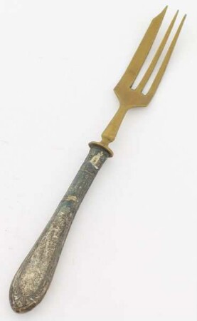 Gabel (Kuchengabel, Teil einer Garnitur)