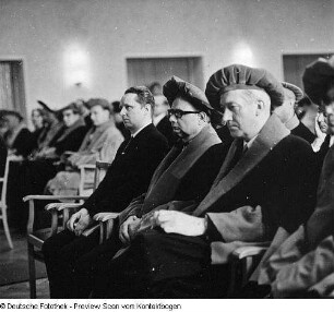 Medizinische Akademie, Carus-Ehrung