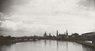 Dresden, Blick von der Marienbrücke nach Osten auf die Altstadt