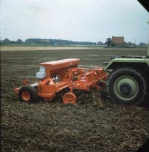 Fotografie: Säverfahren, Mulchsaat, Kastendrillmaschine, Breitsaat