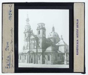 Fulda, Dom : Außenansicht von NO (mit durch Brand 1905 beschädigtem Nordturm)