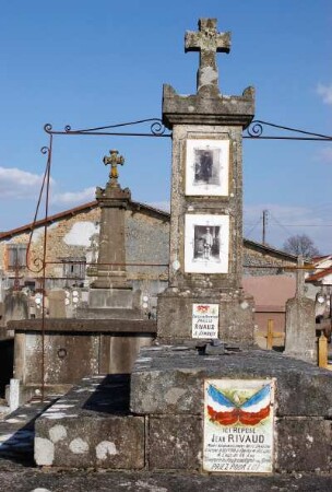 Frankreich. Poitou Charentes. Charente. Brigueuil. Friedhof