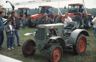 Fotografie: Traktor, Standardtraktor