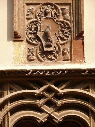 Historisches Hauszeichen am Pfarrkirchhof von Sibiu (Hermannstadt), Kulturhauptstadt Europas 2007