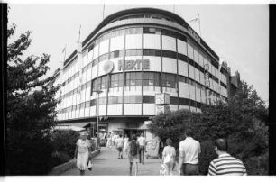 Kleinbildnegativ: Hertie, Hallesches Tor, 1986