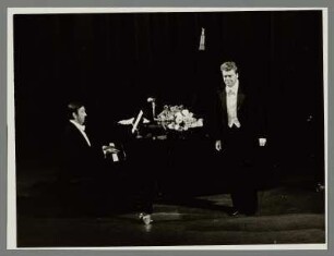 Hermann Prey und Leonard Hokanson : Portrait des Sängers Hermann Prey und des Pianisten Leonard Hokanson in der Staatsoper Berlin
