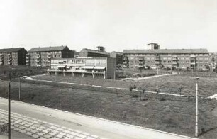 Plauen, Rudolf-Kalmeier-Straße. Wohnbauten und Kinderkrippe