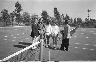 Einweihung der neuen Tennisanlage des Allgemeinen Sportvereins Karlsruhe-Hagsfeld ASV Hagsfeld an der Brückenstraße