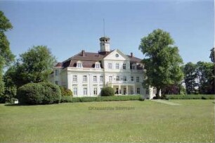 Herrenhaus Blumendorf: Gartenseite des Herrenhauses