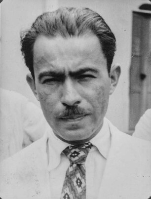 Männerportrait (Lateinamerika-Aufenthalte 1928/1942 – Album Kehrricht aus reicher Photo-Ausbeute in Deutschland, Guatemala, Ecuador, Mexico, 1937/1941)