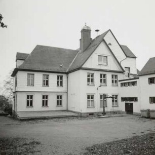 Reichenbach, Schule : Reichenbach-Cunsdorf. Johann-Heinrich-Pestalozzi-Schule. Pestalozzitraße 7. 1912. Hofansicht