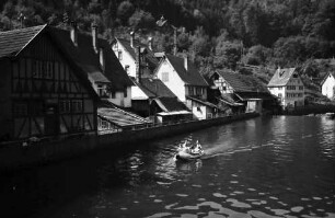 Neuenbürg: Boot auf der Enz