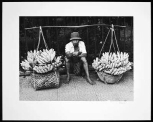 Jakarta : Jakarta. Bananenhändler am Straßenrand