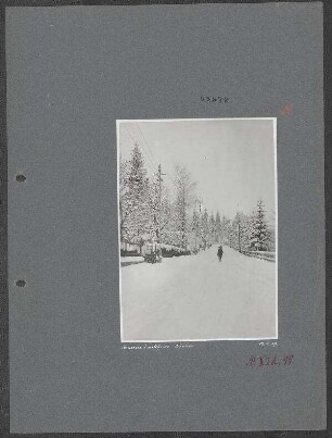 Wiederherstellung und laufender Unterhalt der Bahnstrecke Predeal (Kronstadt) - Ploesti auf rumänischer Seite: Kloster in Sinaia im Schnee