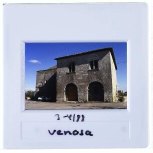 Venosa, Parco Archeologico,Venosa, Abbazia della Santissima Trinità