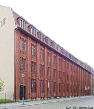 Höhere Webeschule; Berlin, Friedrichshain-Kreuzberg