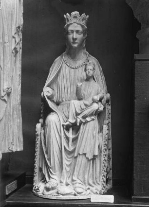 Thronende Madonna