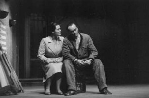Szenenbilder aus "Colonel Forster bekennt sich schuldig" von R. Vailland, Kammerspiele