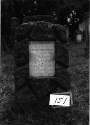 Grabstein 151