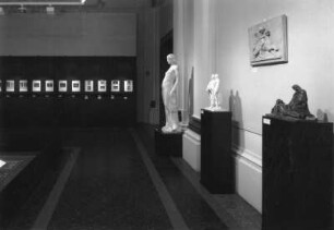 Dresden. Ausstellung "Im Licht Durchs Licht Zum Licht - Hermann Krone, Photograph (1827-1916)" im Albertinum, 14.06.1998-23.08.1998. Mosaiksaal, Empore