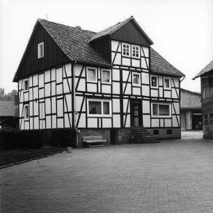 Witzenhausen, Obere Bachstraße 14