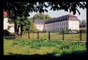 Schloss Nebengebäude 25.8.76.