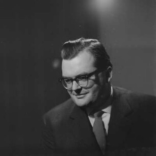 Porträt des Kammersängers Günther Leib