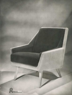 Sessel Modell 1550 der Carl Straub, Goldfeder-Polstermöbelfabrik