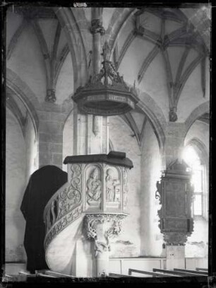 Alexanderkirche; Kanzel vor der Restaurierung