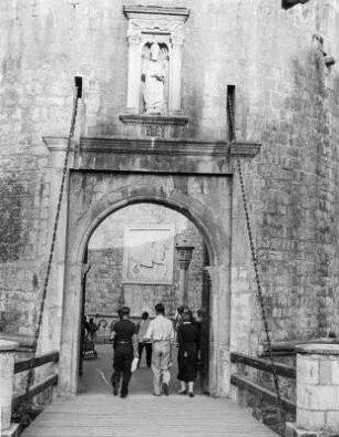Dubrovnik, Pile-Tor