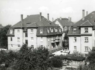 Dresden-Mickten, Naundorfer Straße 21. Wohnhaus (um 1913). Gartenansicht von Süd-Südosten