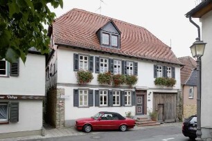 Wohnhaus; Kronberg, Doppesstraße 12