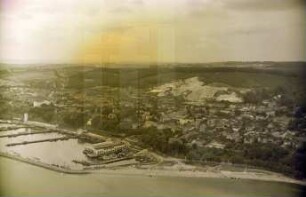Sassnitz auf Rügen : Blick zum Stadthafen Richtung Nordwesten