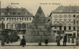 Postkartenalbum August Schweinfurth mit Karlsruher Motiven. "Karlsruhe - Pyramide am Marktplatz"