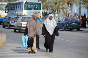Hauptstadt Tripolis : Straßenszene in der libyschen Hauptstadt Tripolis, aufgenommen 2006
