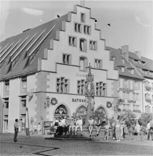 Kornhaus und Fischbrunnen