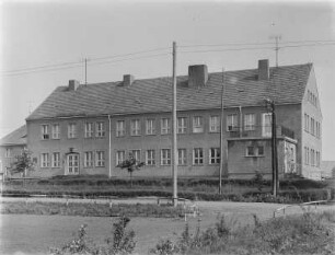 Weigersdorf. Blick auf ein Landambulatorium