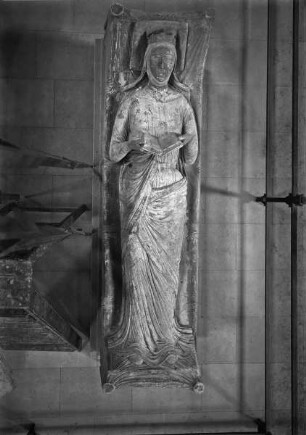 Grabmal der Eleonore von Guyenne