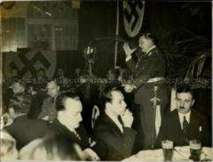 Hermann Göring spricht auf einem Empfang des außenpolitischen Amtes der NSDAP