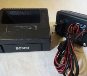 Ladegerät FuG 10a BOSCH