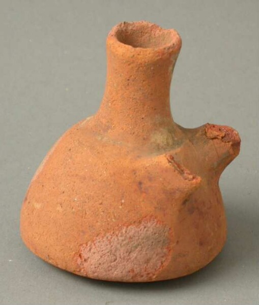 Clay vessel