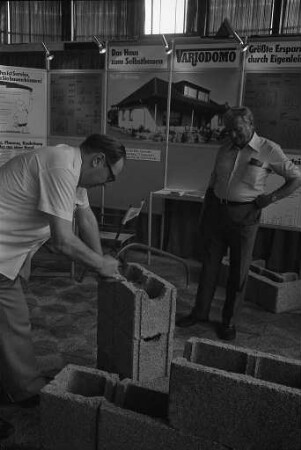 12. Ausstellung "sparen - bauen - wohnen" in der Nancyhalle und auf dem Festplatz