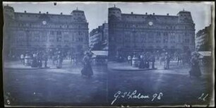 Paris, Straßenszene vor dem Gare Saint-Lazare
