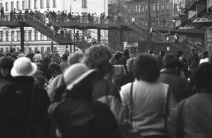 Fußgängerbrücke am Friedrich-Engels-Platz