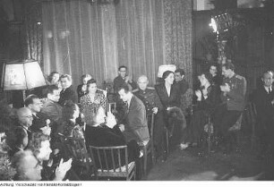 Einweihung des Hauses der Sowjetkultur durch Oberst Kusminow, Gründung der Gesellschaft zum Studium der Kultur der Sowjetunion (SU) (später: Gesellschaft für Deutsch-Sowjetische Freundschaft (DSF)), 8. November 1947 / 15.September 1947