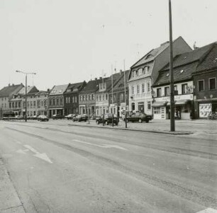 Peitz. Hauptstraße : Peitz, Hauptstraße. Wohn- und Geschäftshäuser der Westseite (von Nordosten)